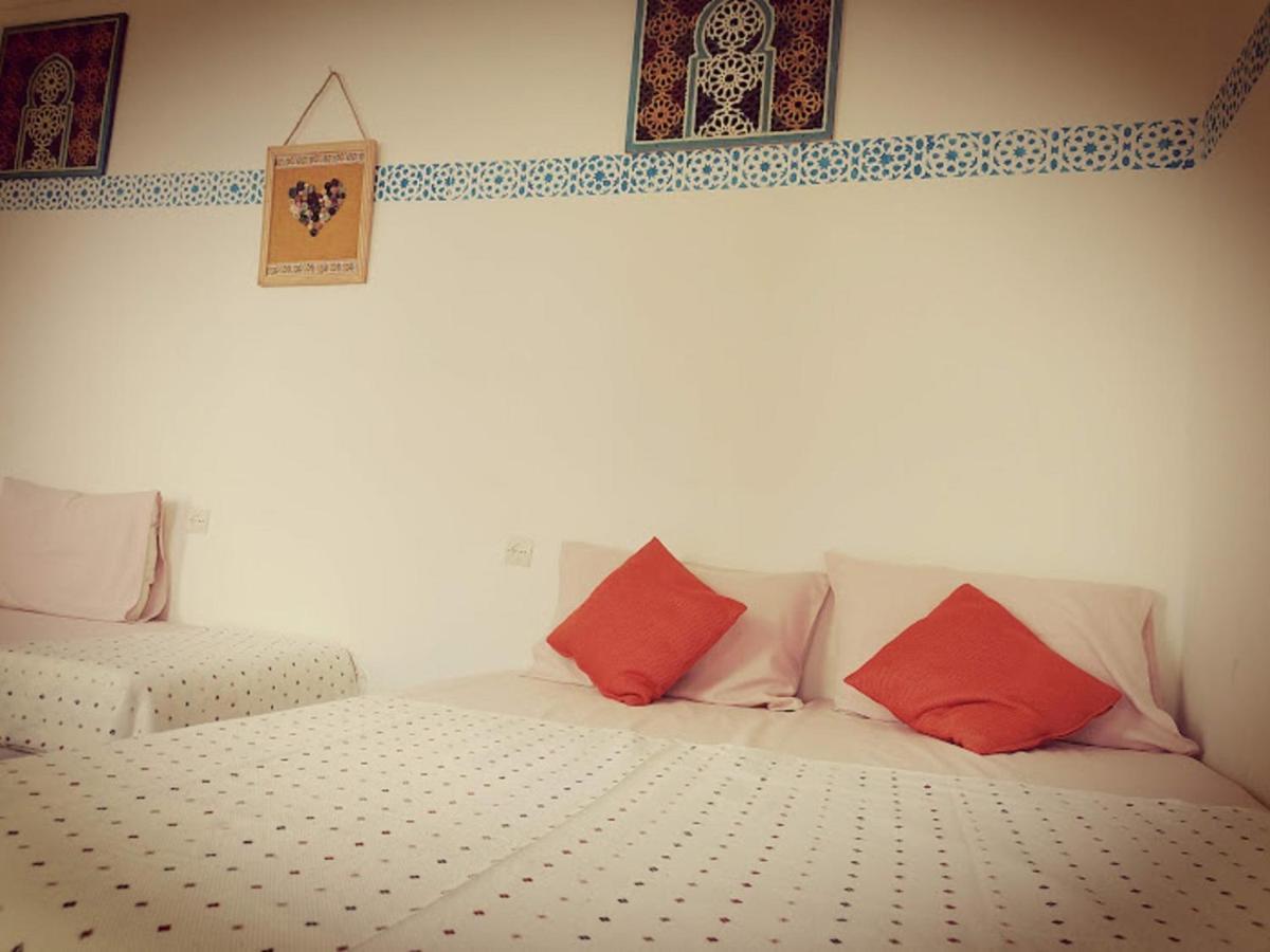 Sendis Dar Hostel Fez Bagian luar foto