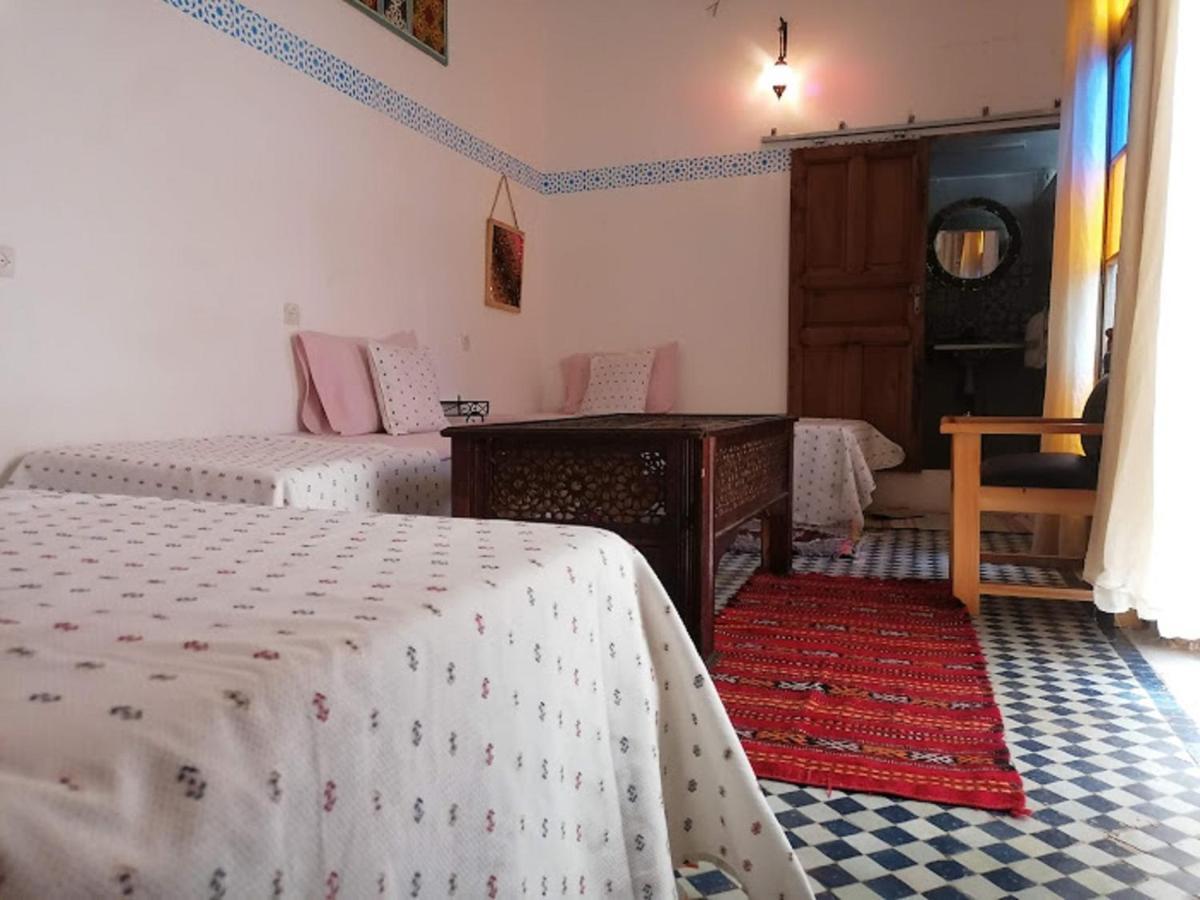 Sendis Dar Hostel Fez Bagian luar foto