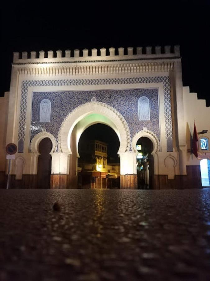 Sendis Dar Hostel Fez Bagian luar foto